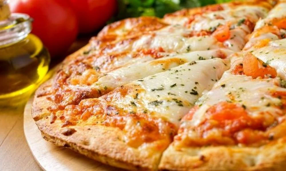 Κύμα ακρίβειας: Μετά το σουβλάκι... τον δρόμο της αύξησης πήρε και η πίτσα